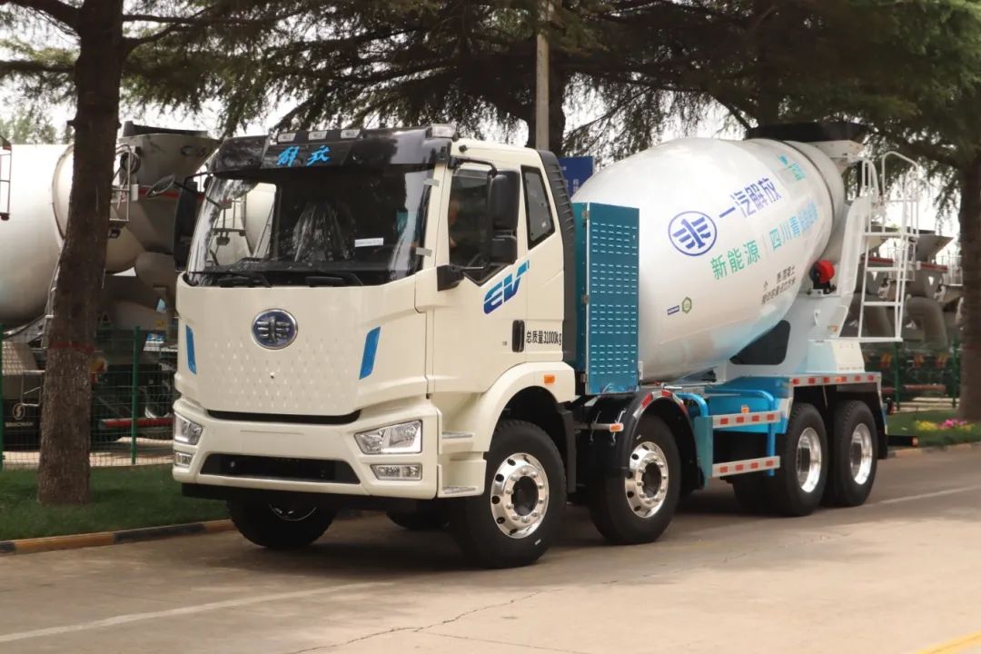 高考加油！中集車輛攪拌車業(yè)務(wù)集團(tuán)“靜音行動”為夢想護(hù)航！