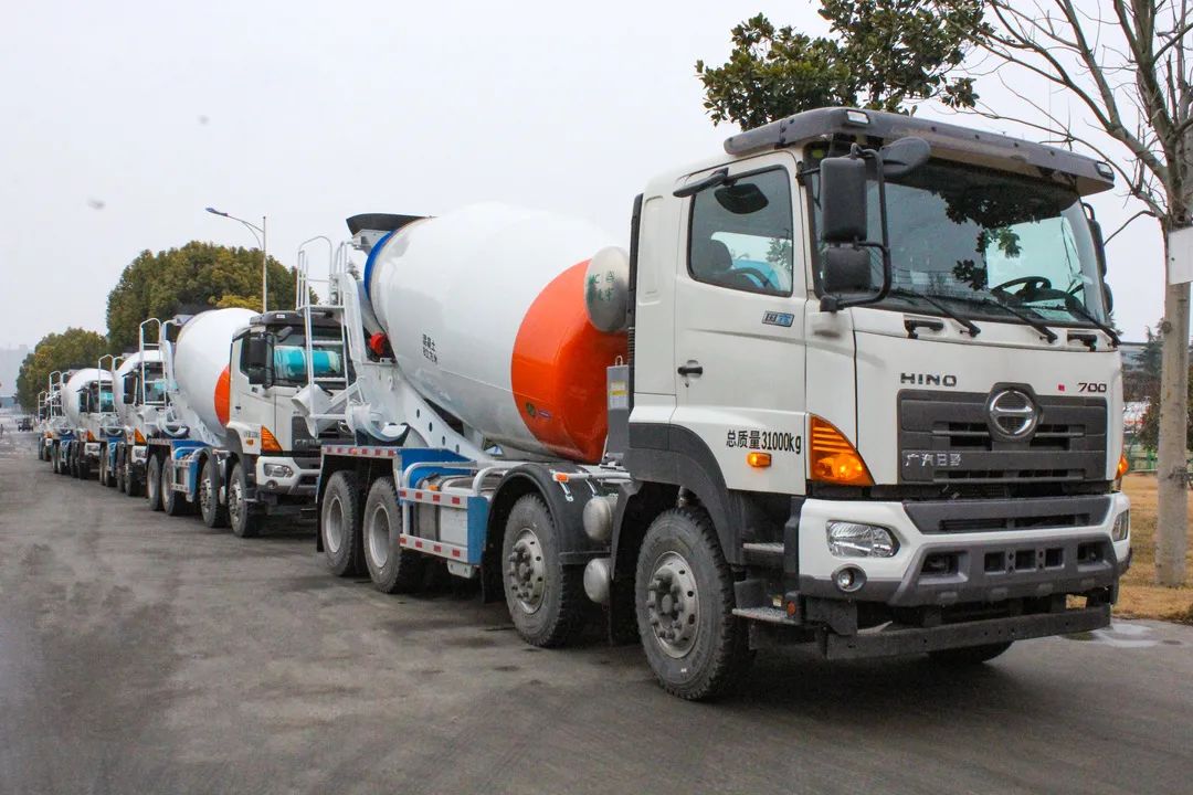 草長鶯飛二月天，凌宇攪拌赴前線！