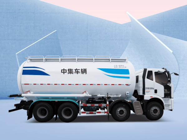 中集車輛粉罐家族實力登場，揭秘粉粒物料運輸車的"高效可靠"之道！