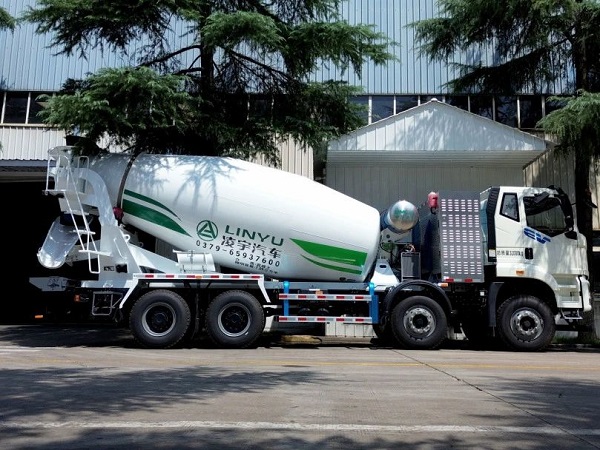 新能源攪拌車(chē)的保養(yǎng)策略都有哪些？