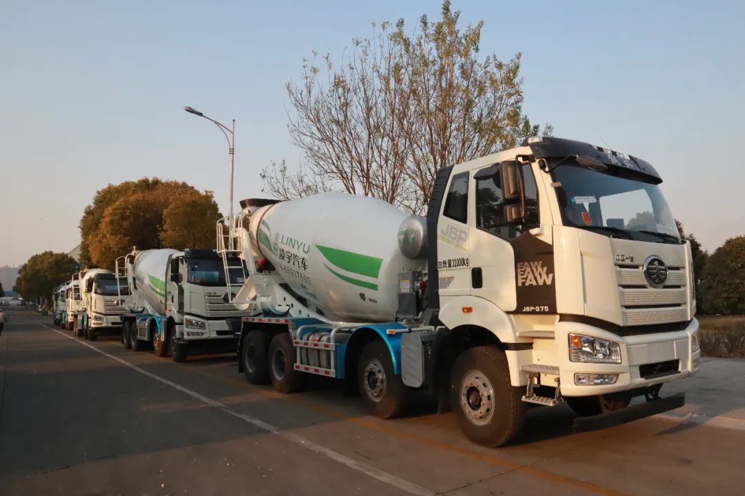 【重卡新聞】4月重卡銷8萬(wàn)輛！能否為二季度注入一劑“強(qiáng)心針”？