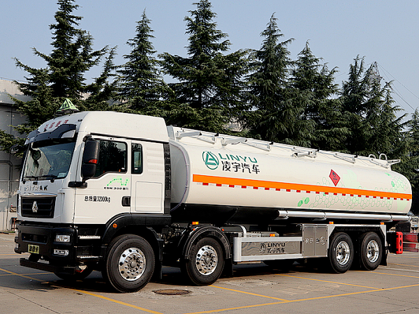 【2022“超虎想象”】凌宇全新液罐車，強(qiáng)勢來襲！