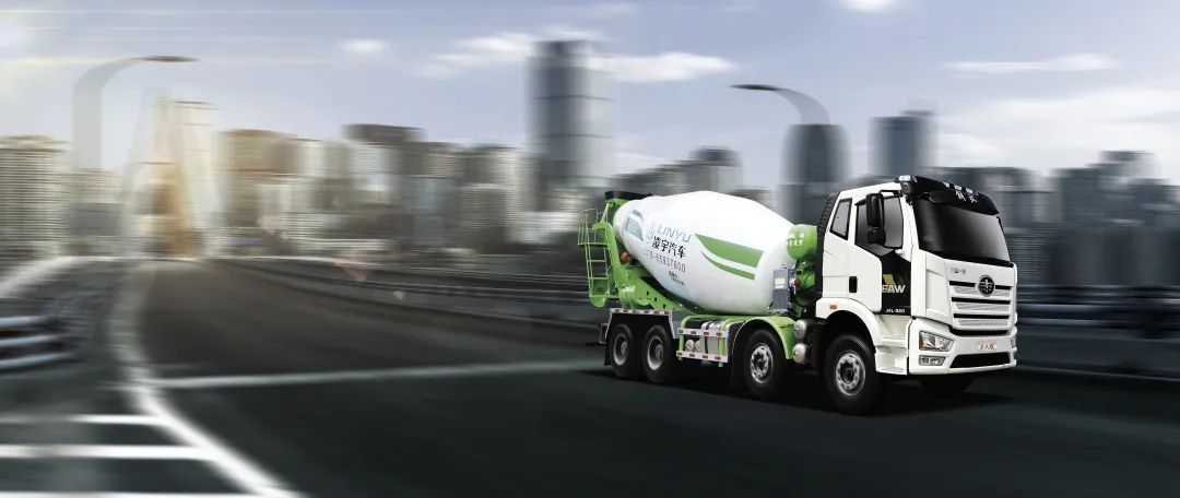 走南闖北，TA依舊一往無前，詮釋自信人生