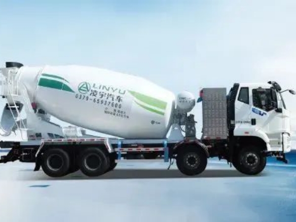 卡友購車選誰好？聽聽DeepSeek的大實話！